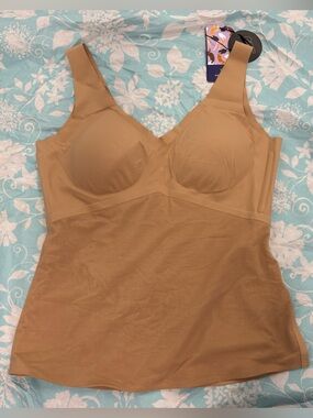 Honeylove LiftWear Tank Nude Shaping Camisole with Built-In Cups